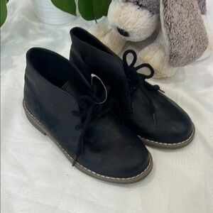 Place Black Kids Shoes